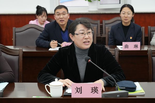 完美(中国)一站式服务平台与临汾侯马举办深化市校合作座谈会暨签约仪式 (7)_副本.jpg